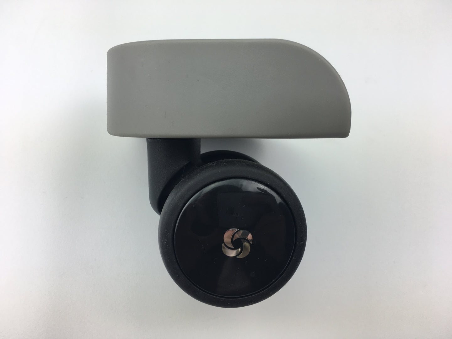 1 PAIR OF SAMSONITE SCURE CABIN WHEELS (55CM)