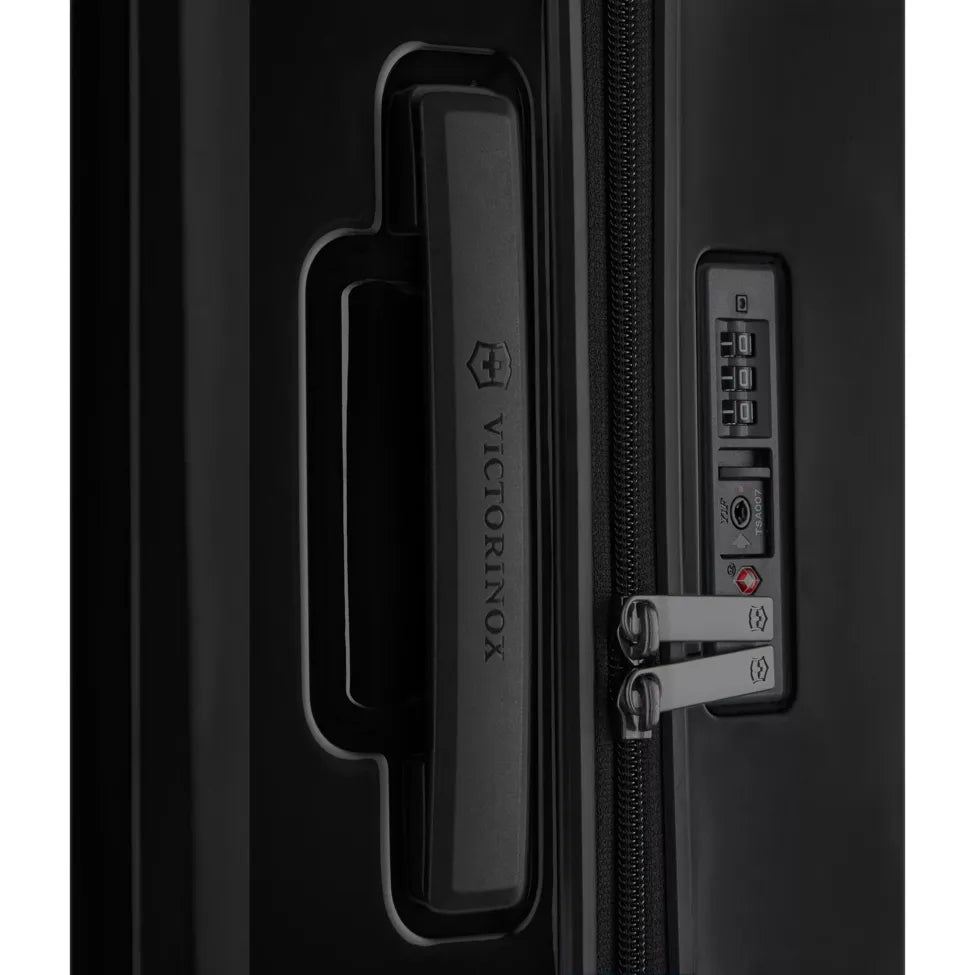 VICTORINOX AIROX LARGE HARDSIDE CASE 75CM NOIR - 4R